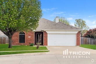 Building Photo - 6300 Downeast Dr