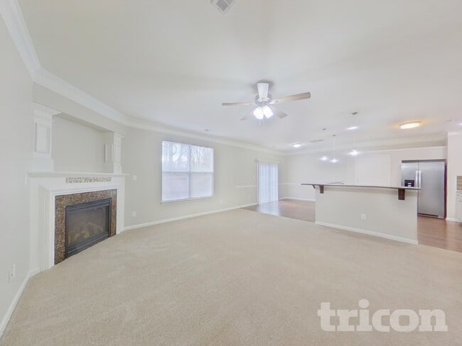 Foto del edificio - 2435 Cairns Mill Court