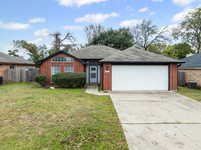 Building Photo - 4417 Briarwood Dr