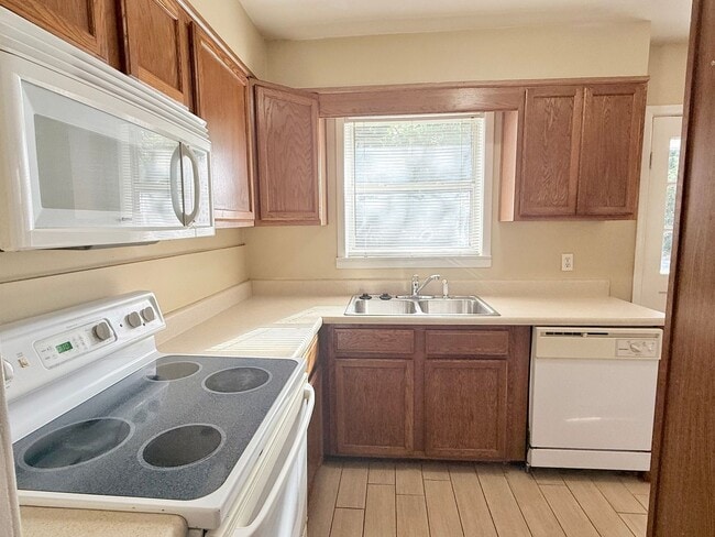 Foto del edificio - Charming 3-Bedroom Home