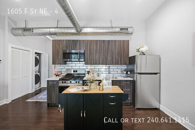 Foto del edificio - 1605 F St NE