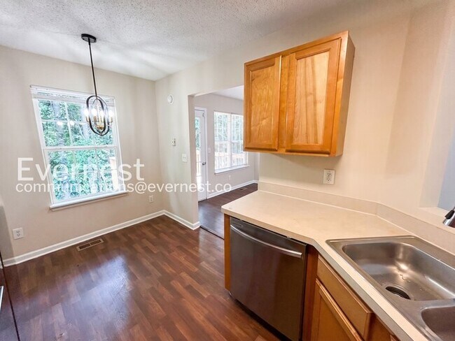 Foto del edificio - 2929 Edgefield Ct SW