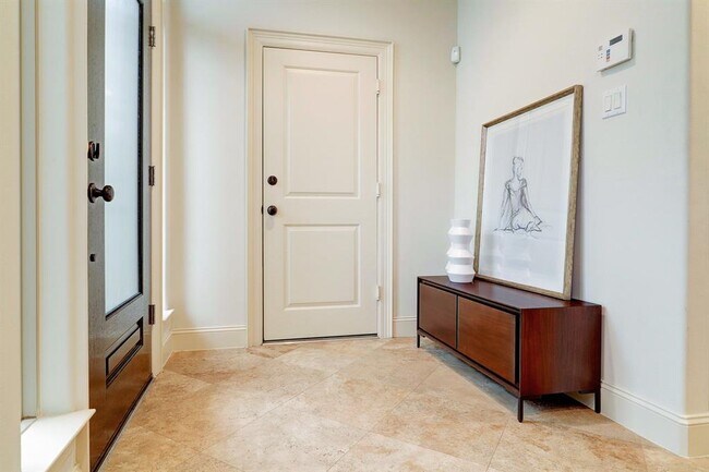 Foto del edificio - 232 Detering St