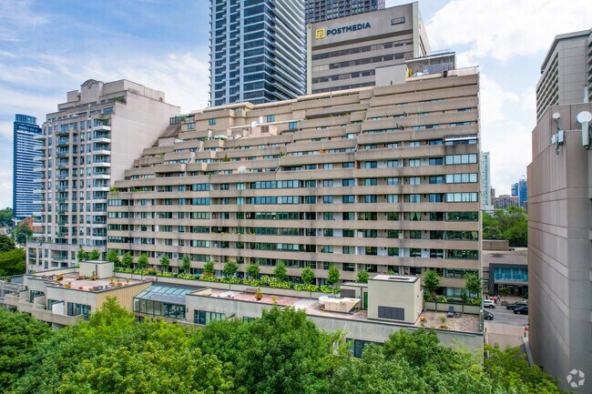 Building Photo - The Three Sixty