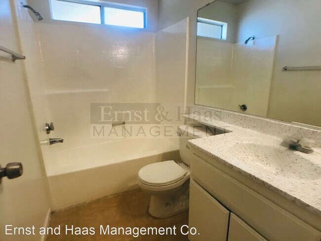 Foto del edificio - 2 br, 2 bath House - 1629 Cherry Ave. #307