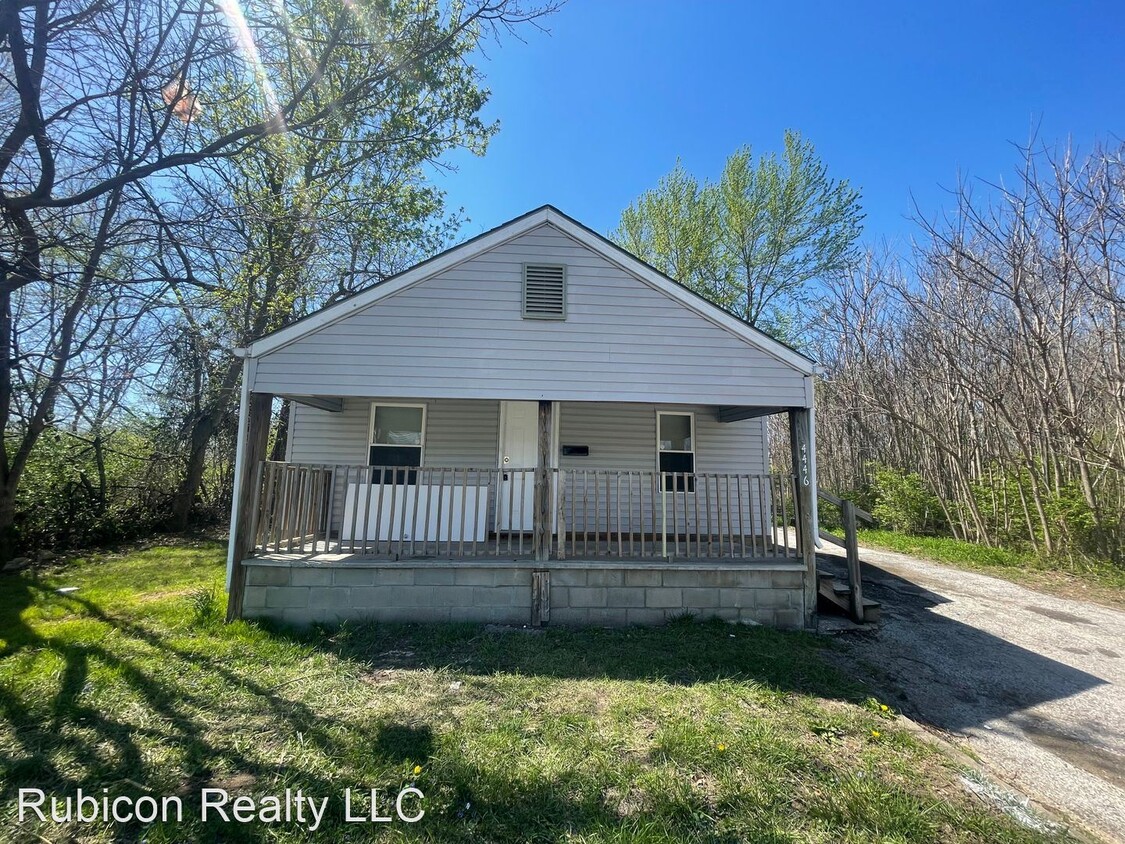 Primary Photo - 3 br, 1 bath House - 4446 Kensington Ave