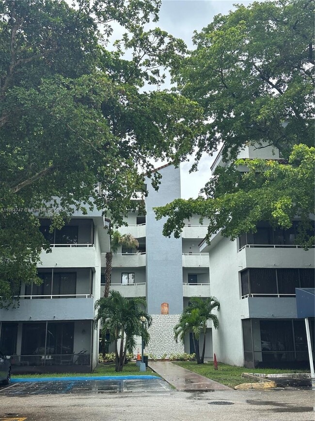 Building Photo - 8275 SW 152nd Ave