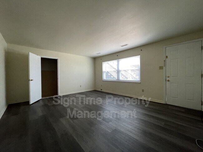 Foto del edificio - 310 Key Ave