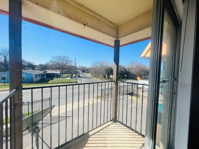 Foto del edificio - 6929 Timbercreek Dr