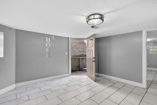 Foto del edificio - 3651 W Wabansia Ave