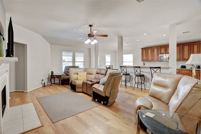 Foto del edificio - 12751 Great Sands Dr