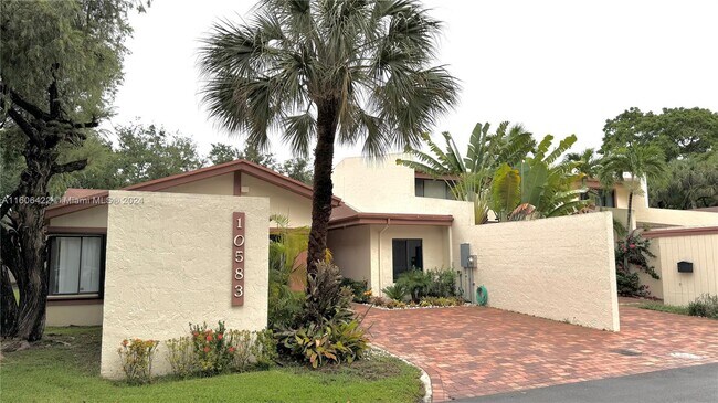 Building Photo - 10583 SW 77th Terrace