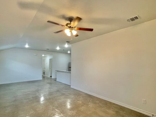 Building Photo - 5906 Harriet Tubman Ave