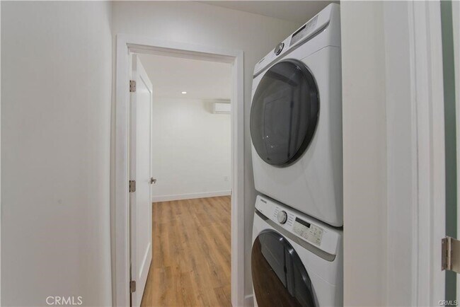 Foto del edificio - 6962 Shoshone Ave