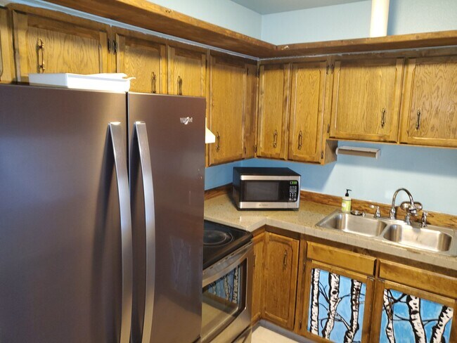 Kitchen - 3100 Ward Pl