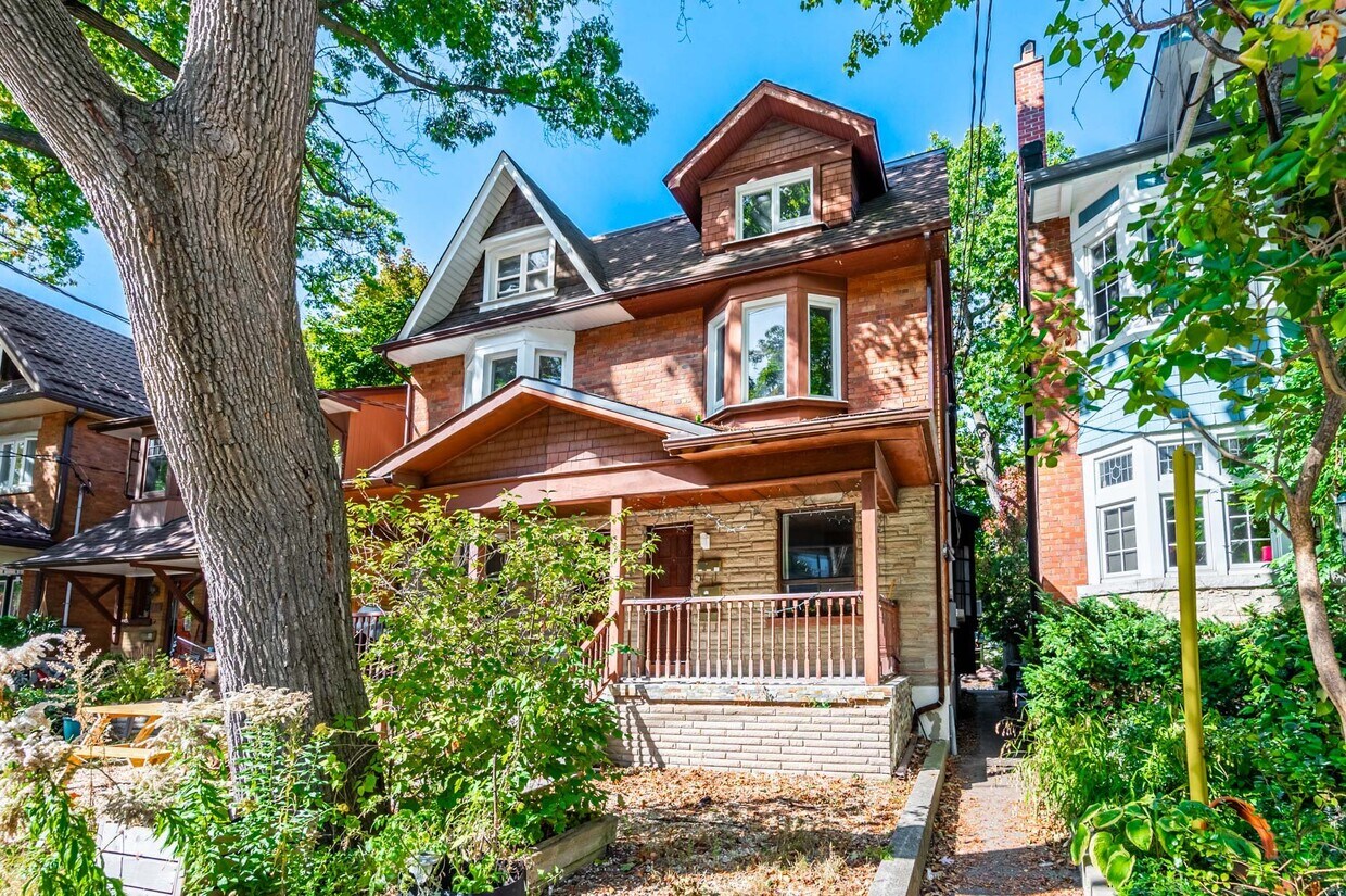 Photo principale - 110 Gothic Av