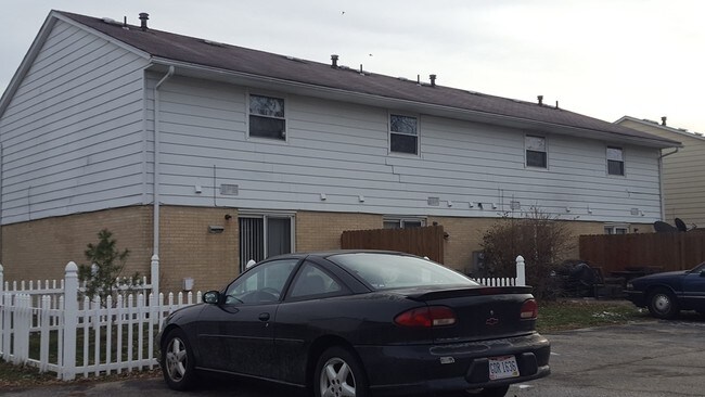 Foto del edificio - 550-562 Stonyridge Ave