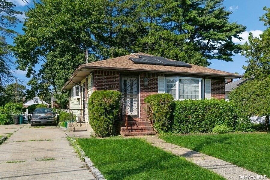 Primary Photo - 691 New St