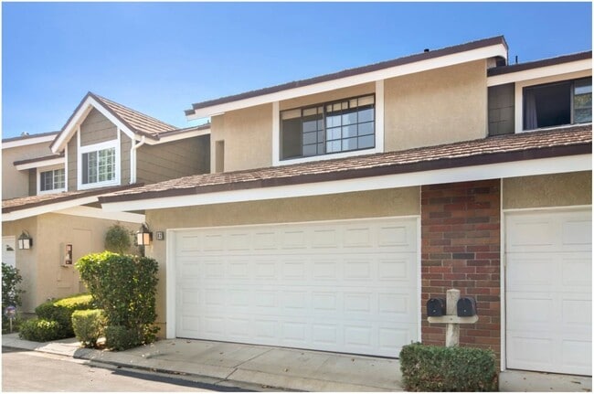 SPECTACULAR WOODBRIDGE HOME!!! - SPECTACULAR WOODBRIDGE HOME!!!