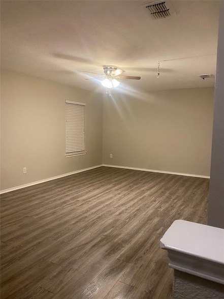Foto del edificio - 4028 Thoroughbred Trail