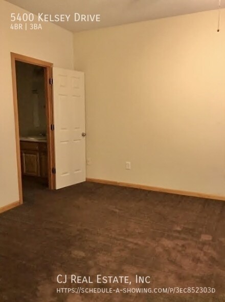 Foto del edificio - 5400 Kelsey Dr