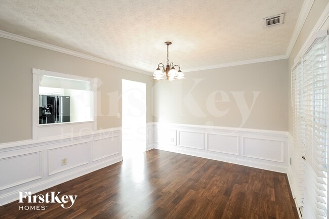 Building Photo - 1005 Carrick Ct