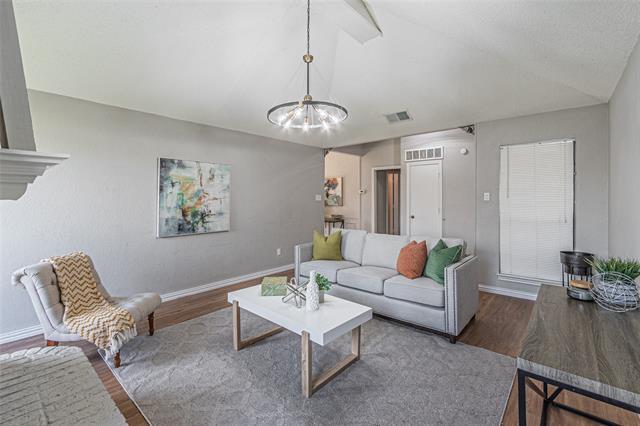 Building Photo - 2152 Sunstone Dr