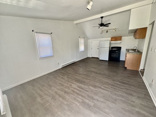 Foto del edificio - 219 N Prospect Rd