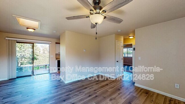 Building Photo - 2253 Hoen Avenue