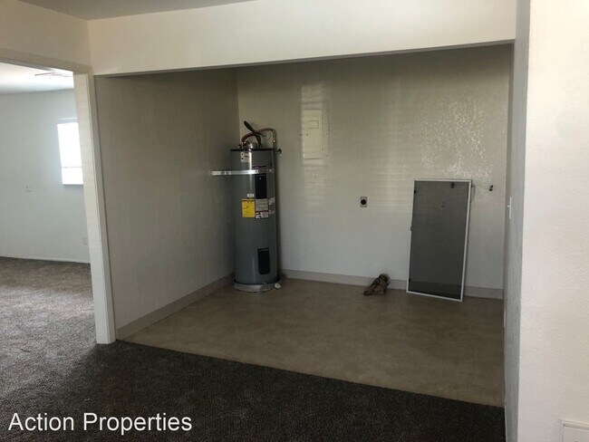 Foto del edificio - 5 br, 3 bath House - 4151 S. Shingle Rd