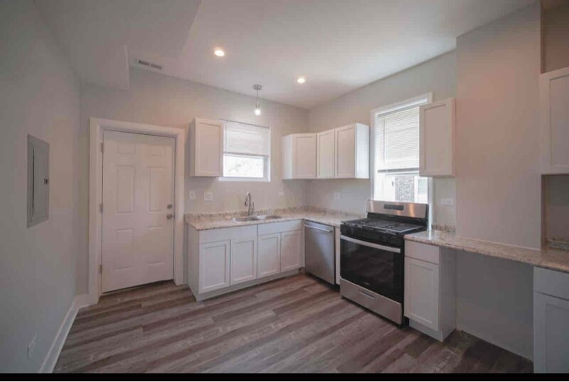 Photo - 6233 S Racine Ave (Chicago, IL)