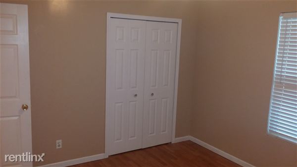 Building Photo - 3815 Harriet St