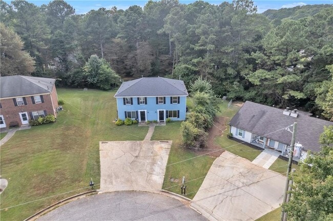 Building Photo - 391 Charter Ct