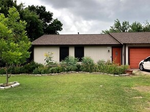 Building Photo - 7907 Dunn St
