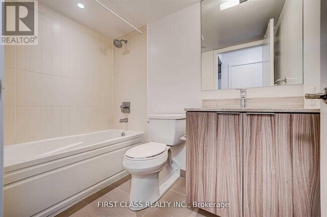 Photo du bâtiment - 955 Bay St.