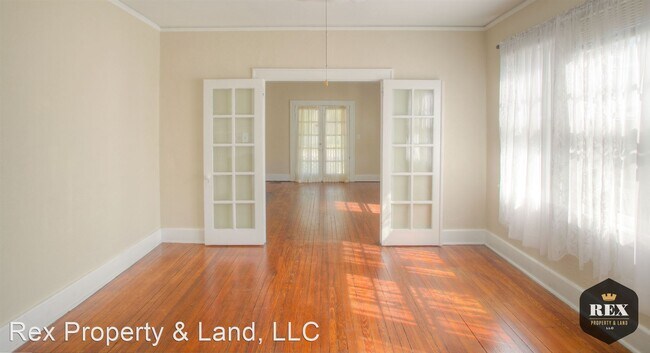 Foto del edificio - 2 br, 1 bath House - 2644 Raymond Ave