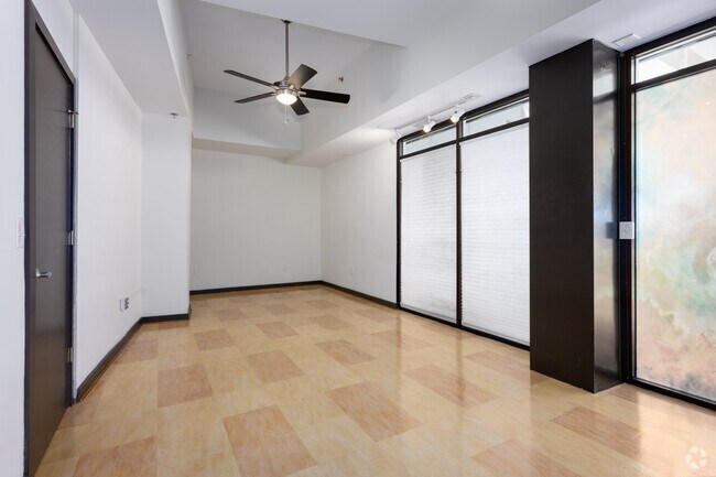 1 dormitorio, 1 baño - 780 pies cuadrados - Sala de estar - The Aurora - Residential