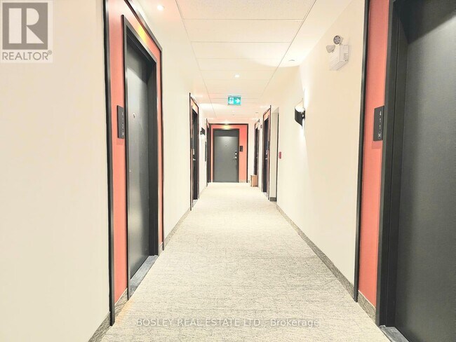 Photo du bâtiment - 312 Erb St. W