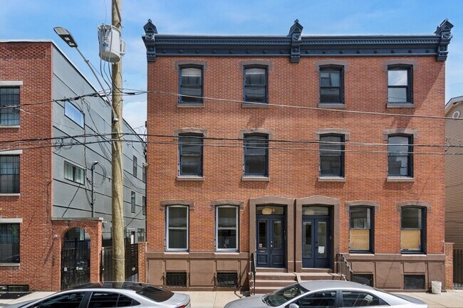 Foto del edificio - 1221 N Franklin St