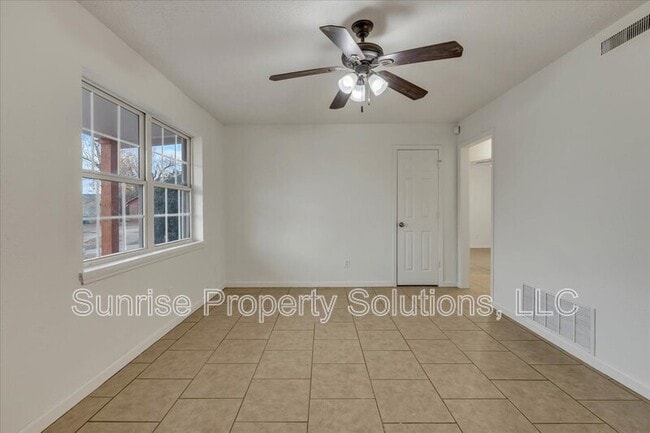 Building Photo - 1201 Mcdonald Dr