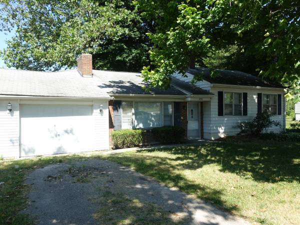 Building Photo - 2727 Wood St