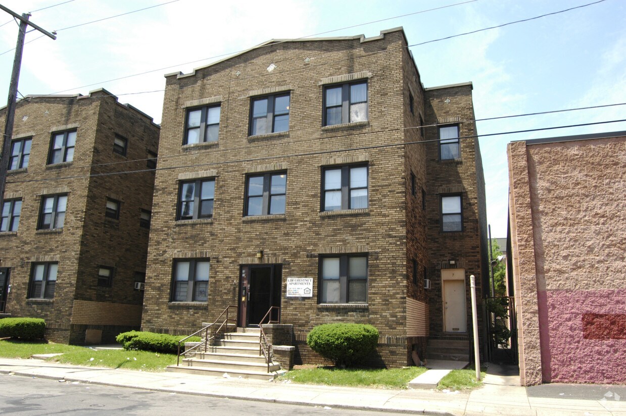 Primary Photo - 116-122 S 56th St