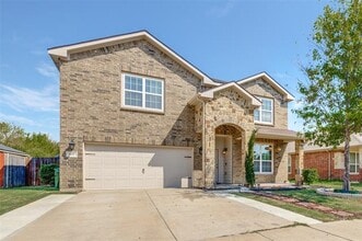 Building Photo - 915 Penny Royal Ct