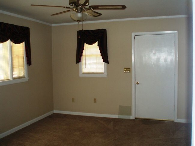 Foto del edificio - Large House With Extra Living Area