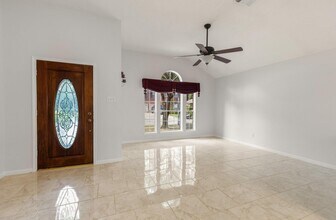 Building Photo - 21812 Whispering Forest Dr