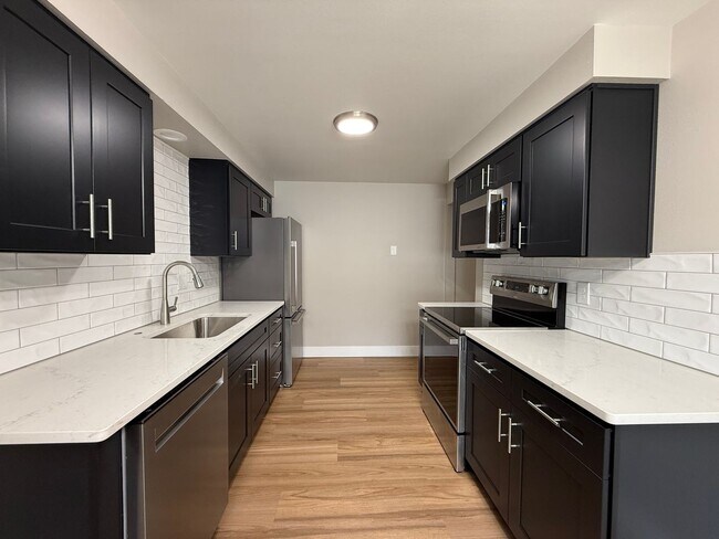 Foto del edificio - 6127 N Standard St