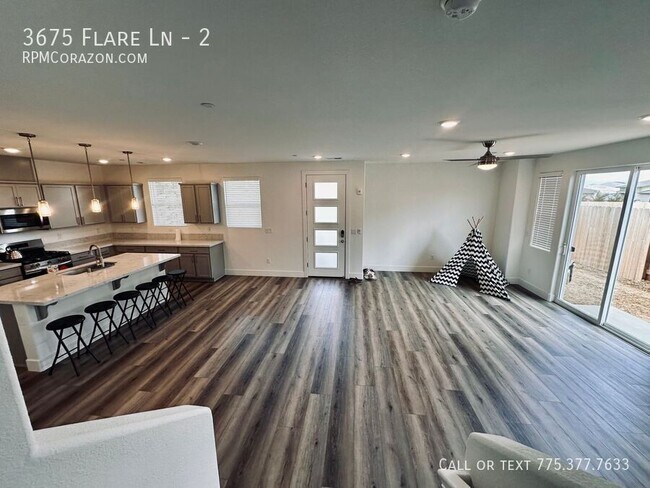 Building Photo - 3675 Flare Ln