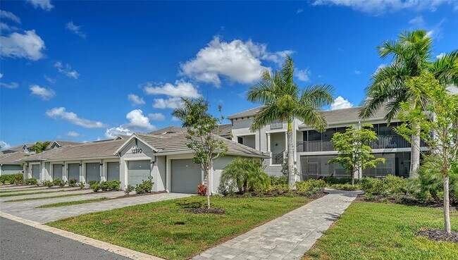 Foto del edificio - 12390 Wellen Golf St