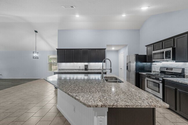 Building Photo - 9415 Paloma Creek Dr