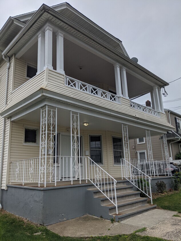 387 French St, Bridgeport, CT 06606 Apartments in Bridgeport, CT